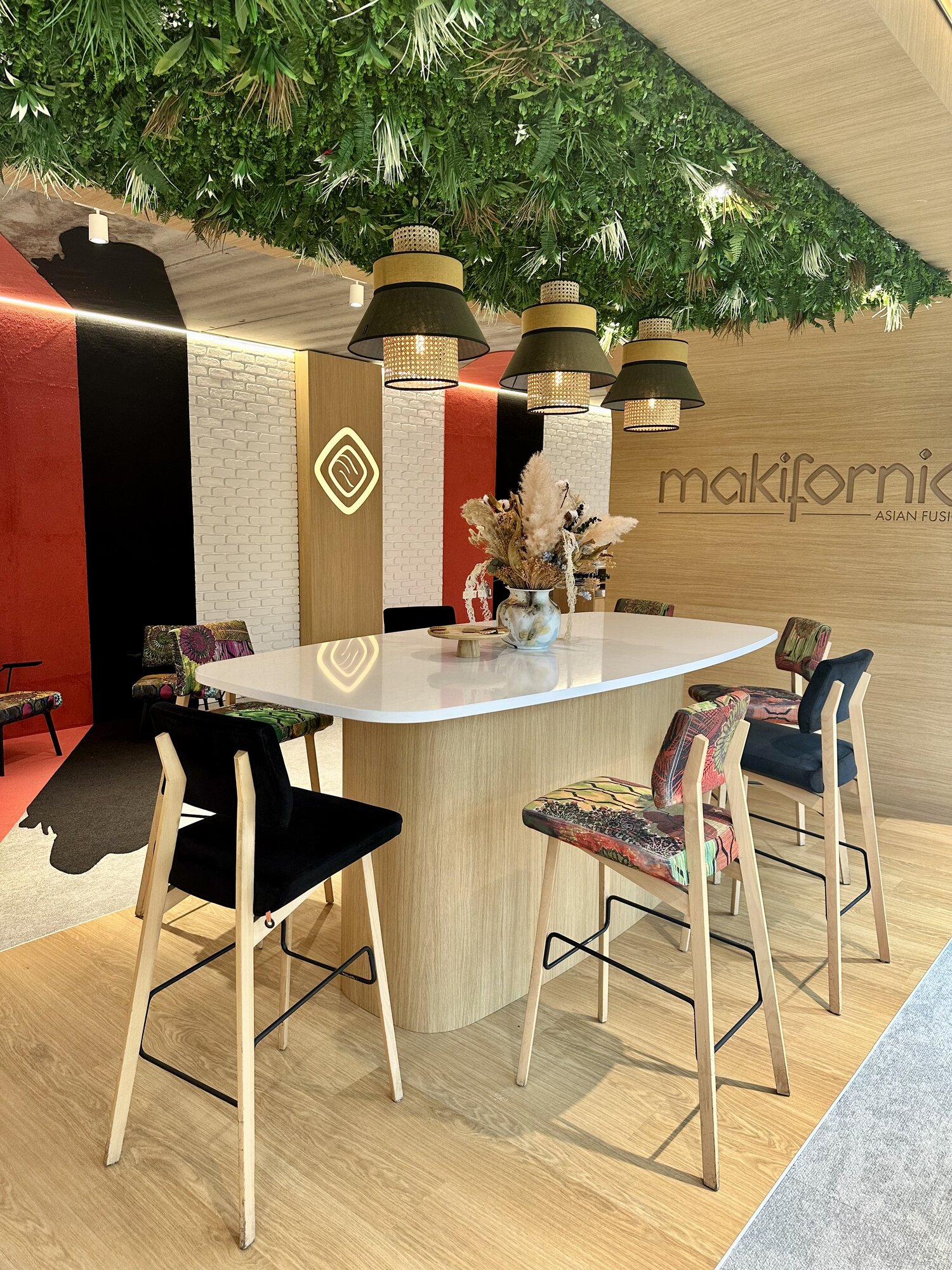 Makifornia Office - 5